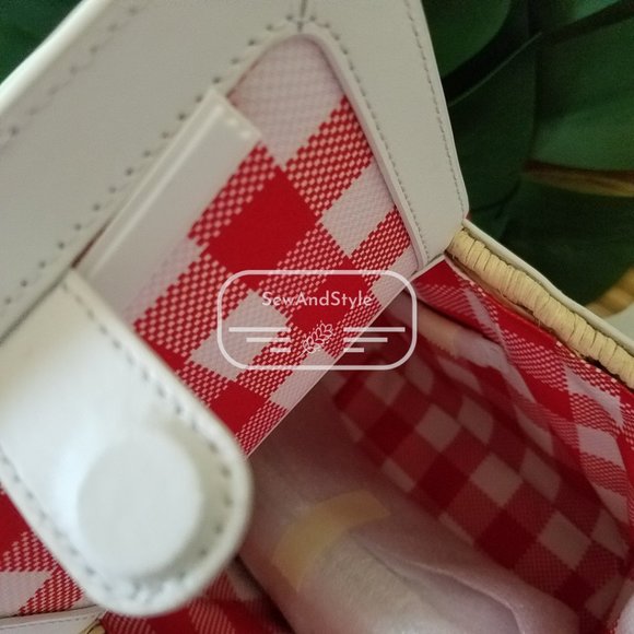 Kate Spade NWT Picnic Strawberry Wicker Basket - Picture 10 of 12
